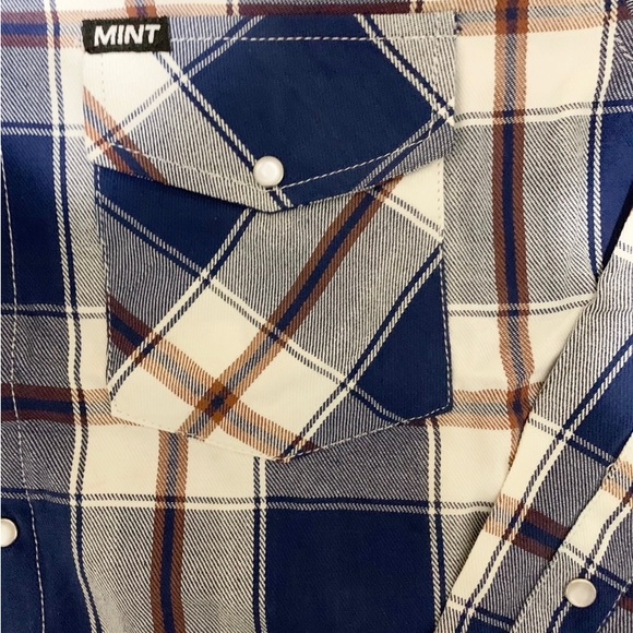NWT Mint Speed Shop Flannel - Picture 3 of 3
